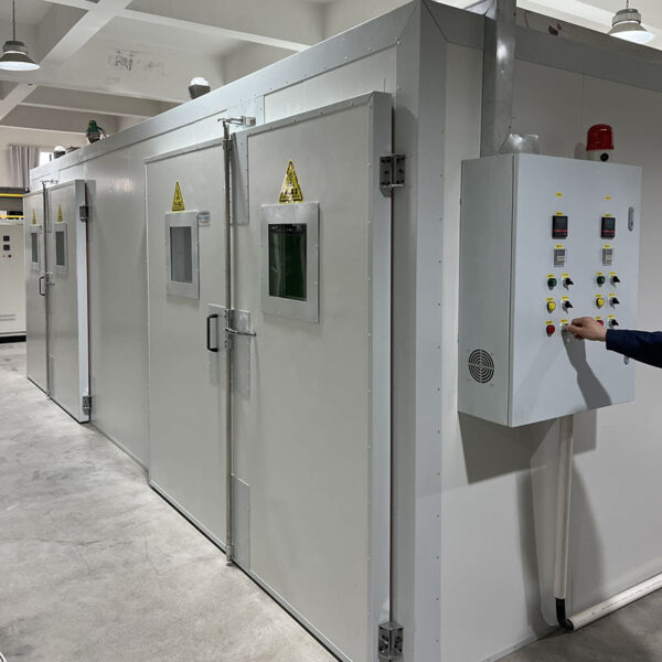 Walk In Testing What are Walk-In Test Chamber Hinges? | IHINGES